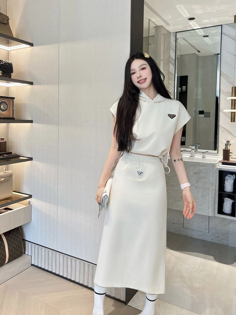 Prada Dress Suits Neat 171481