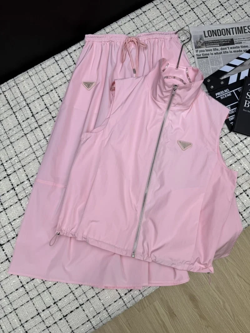 Vibrant Prada Dress Suits 166216
