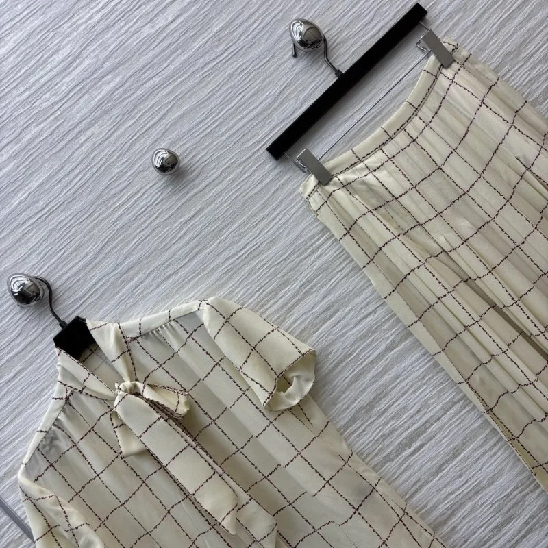 Prada Dress Suits Attractive 166553