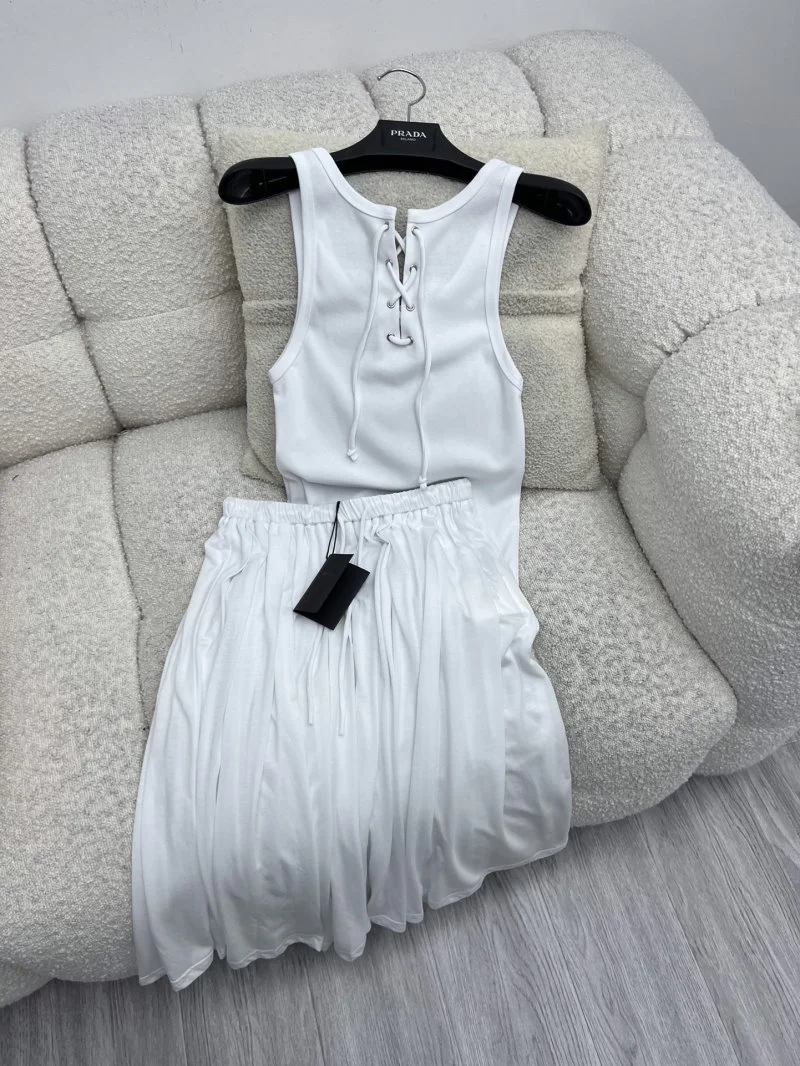 Prada Dress Suits Sophisticated 166549