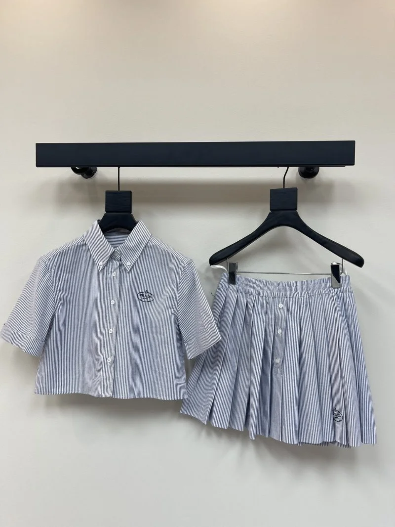 Refined Prada Dress Suits 165891