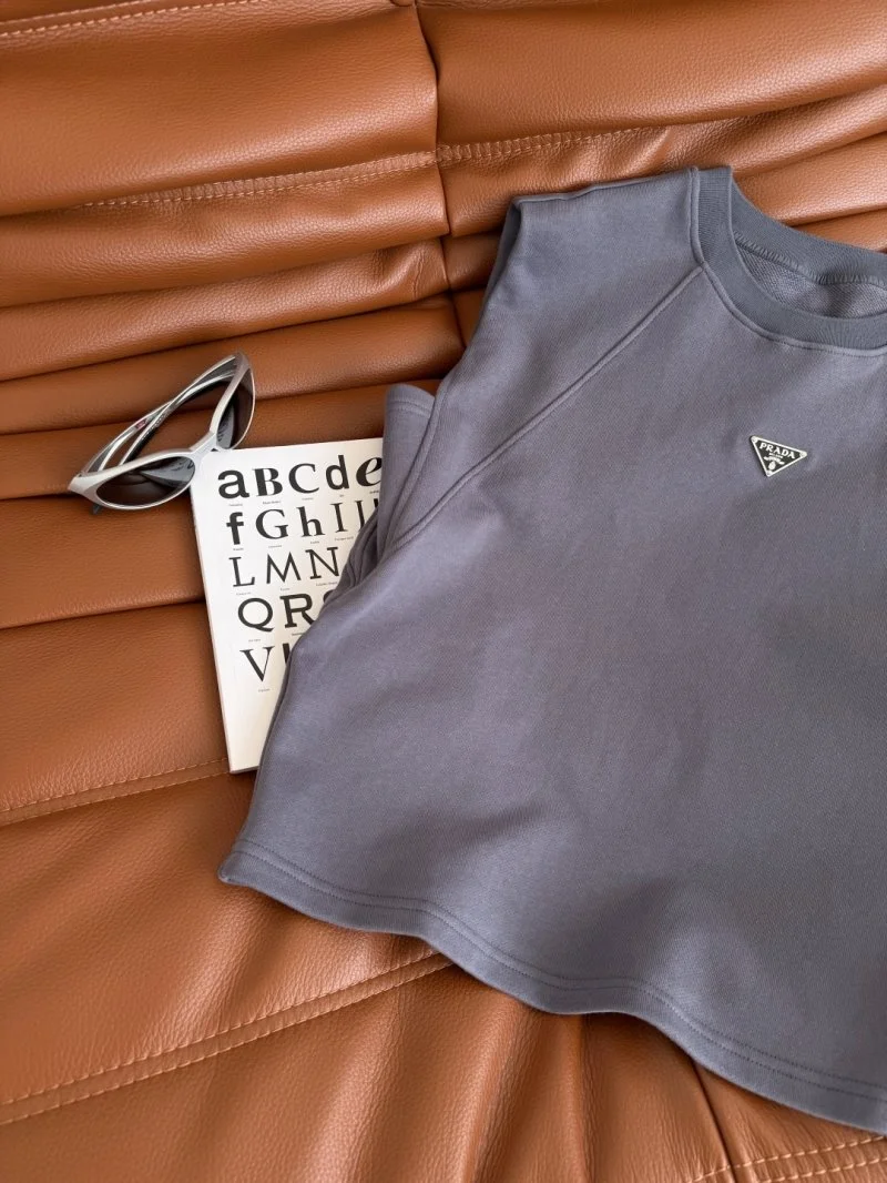 Prada Dress Suits Trendsetting 166363