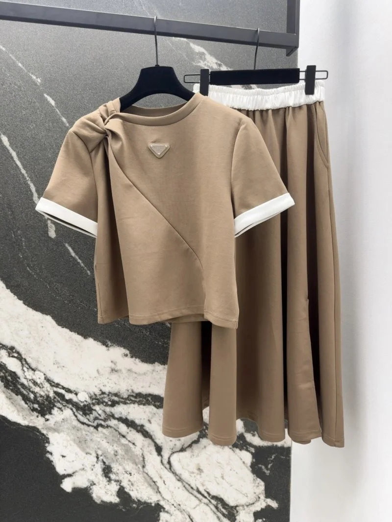 Prada Dress Suits Durable 166252
