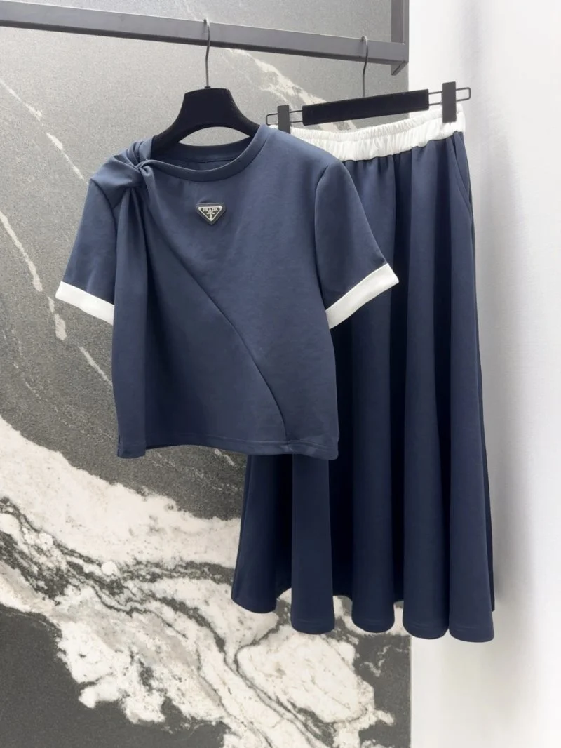 Prada Dress Suits HighQuality 166246