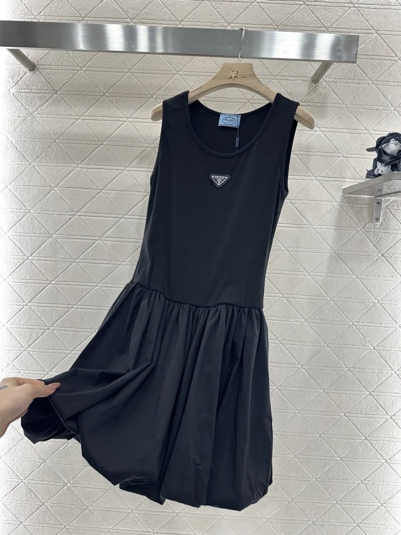 Sleek Prada Dress 166213