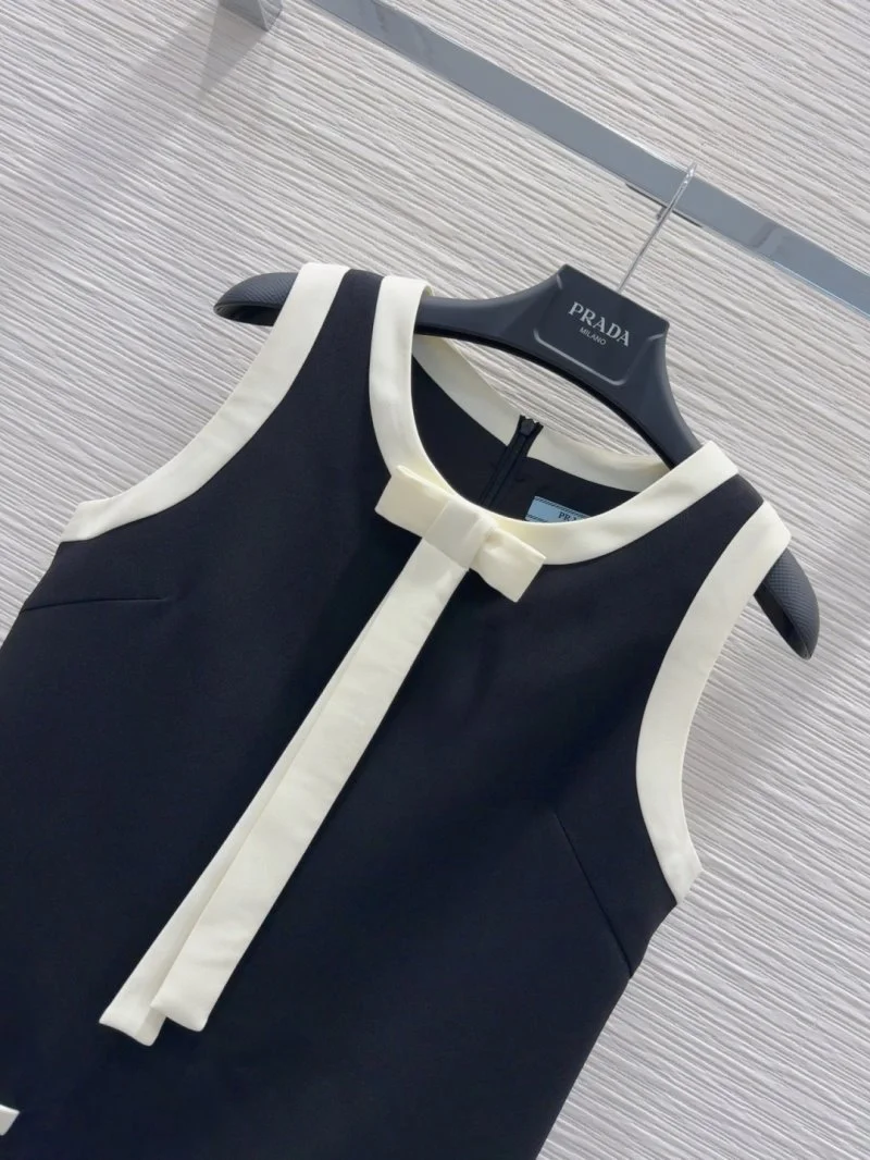 Sleek Prada Dress 166592