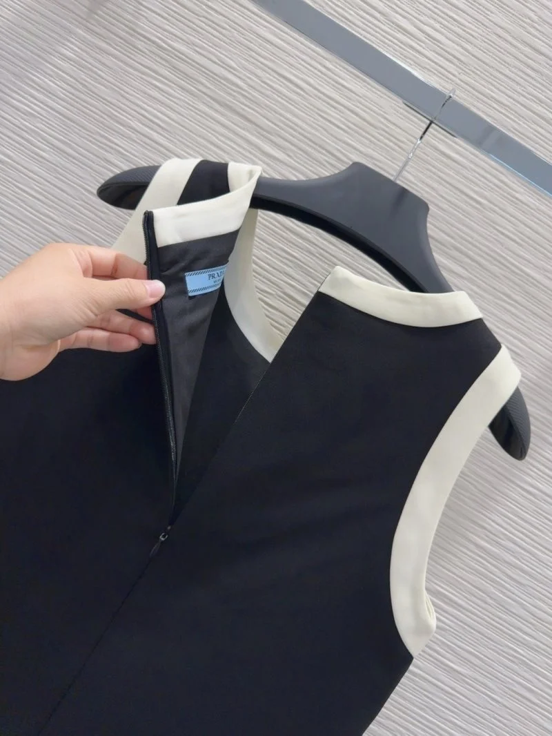 Sleek Prada Dress 166592
