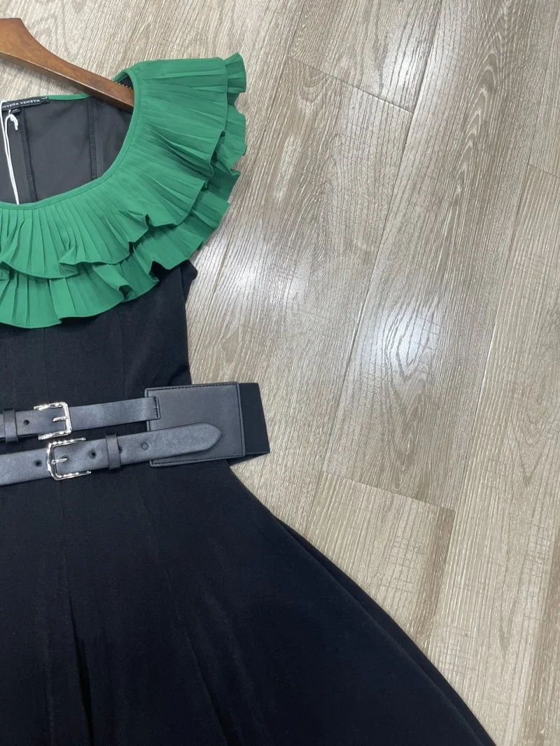 UrbanStyle Prada Dress 166587