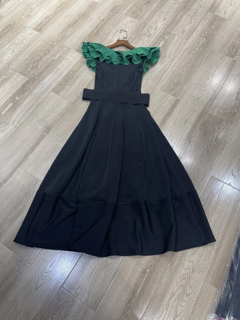 UrbanStyle Prada Dress 166587