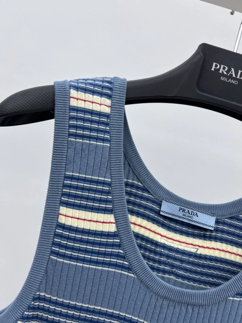 UrbanStyle Prada Dress 166583
