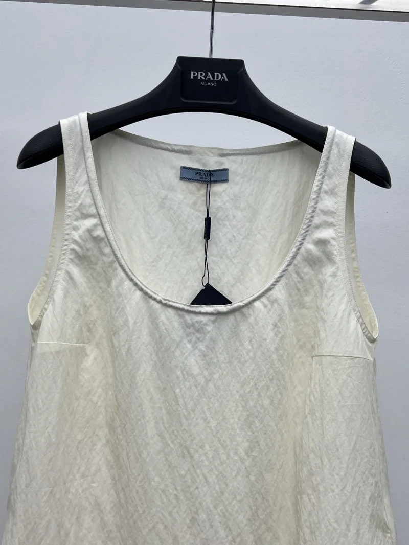 ComfortFit Prada Dress 166561