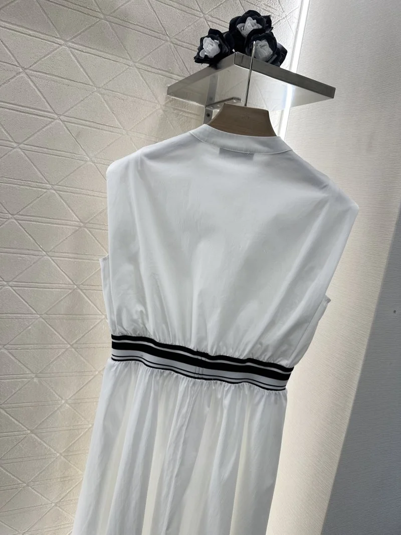 WellDesigned Prada Dress 166559
