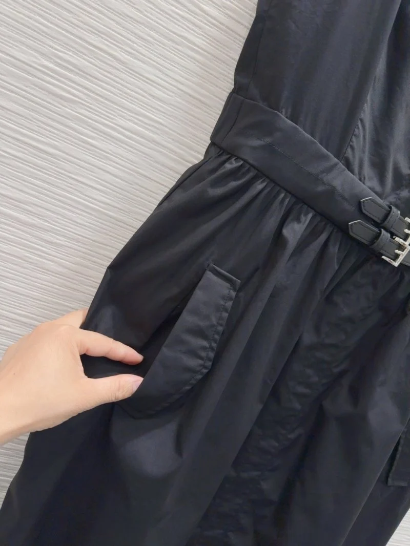 Prada Dress Unisex 166557