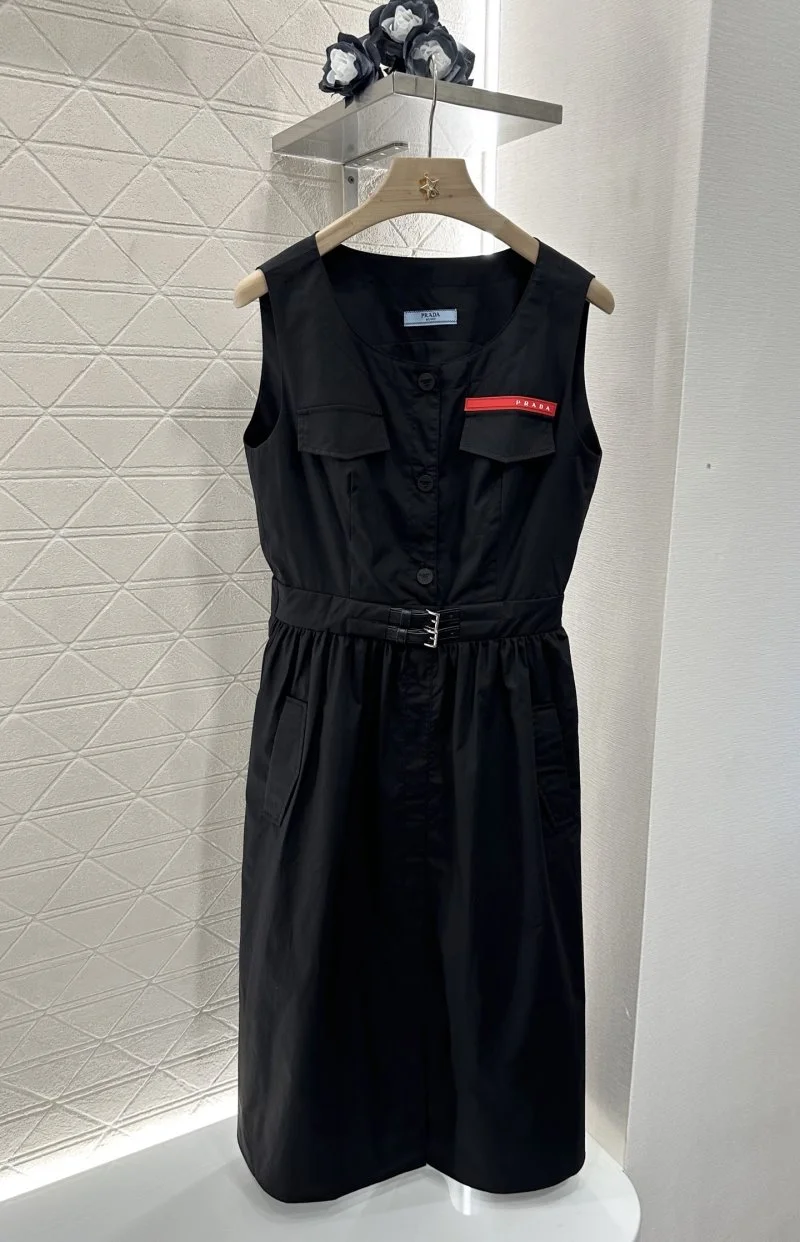 Fashionable Prada Dress 166554