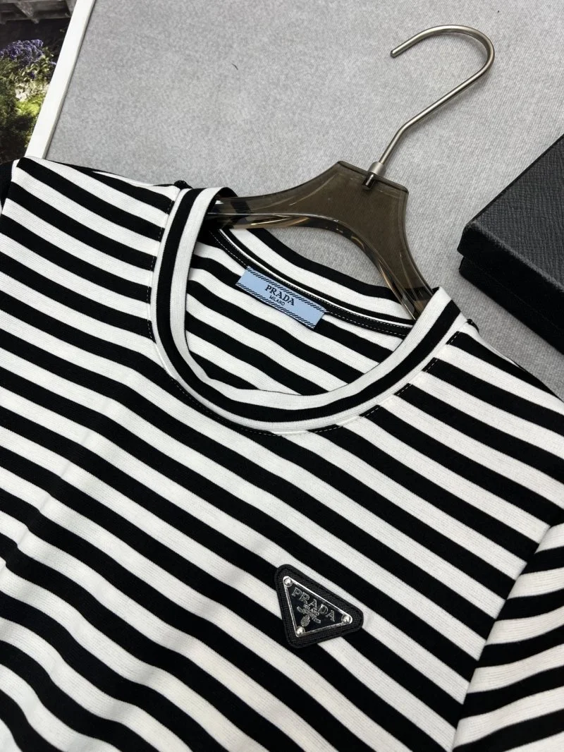 Functional Prada Dress 165991