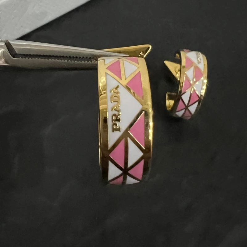 Chic Prada Earrings 214125