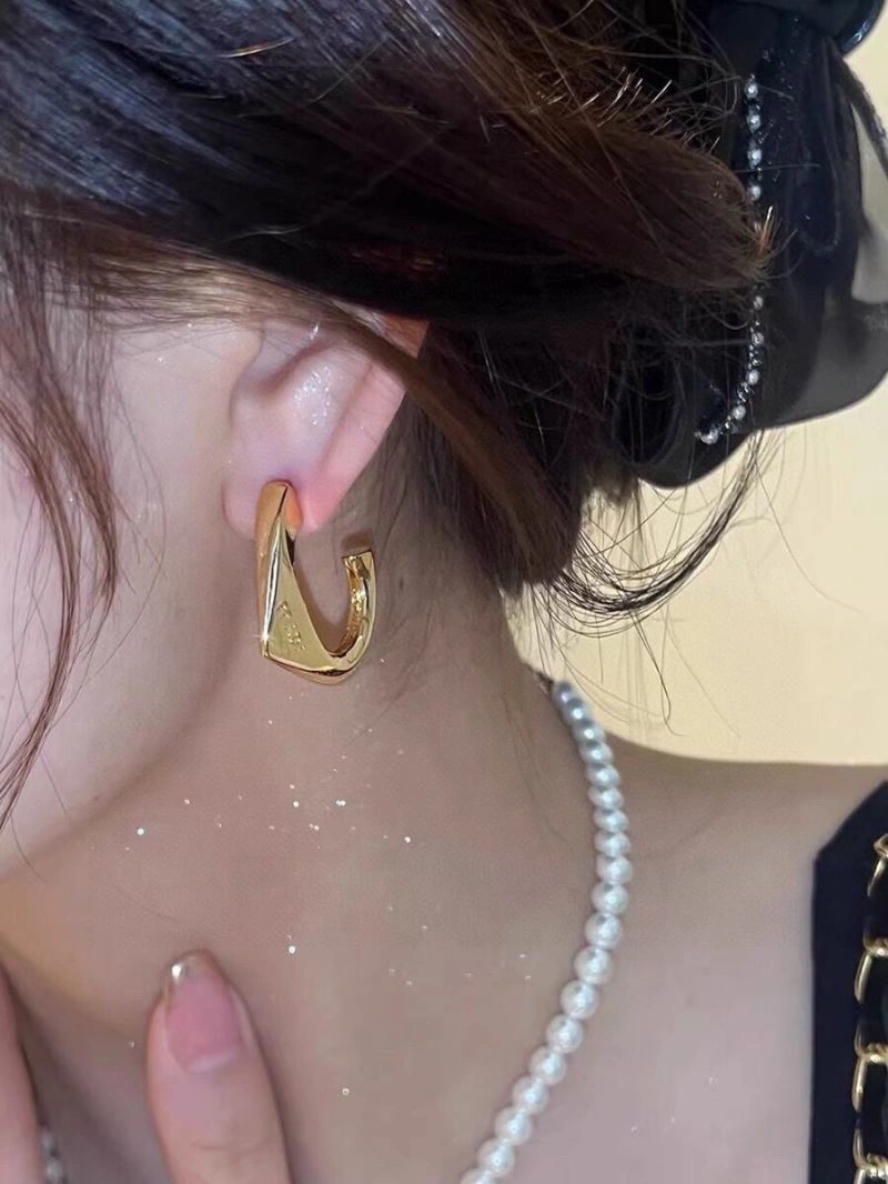 Breathable Prada Earrings 211762