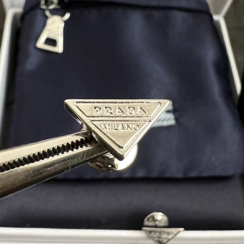 Prada Earrings Breathable 211755