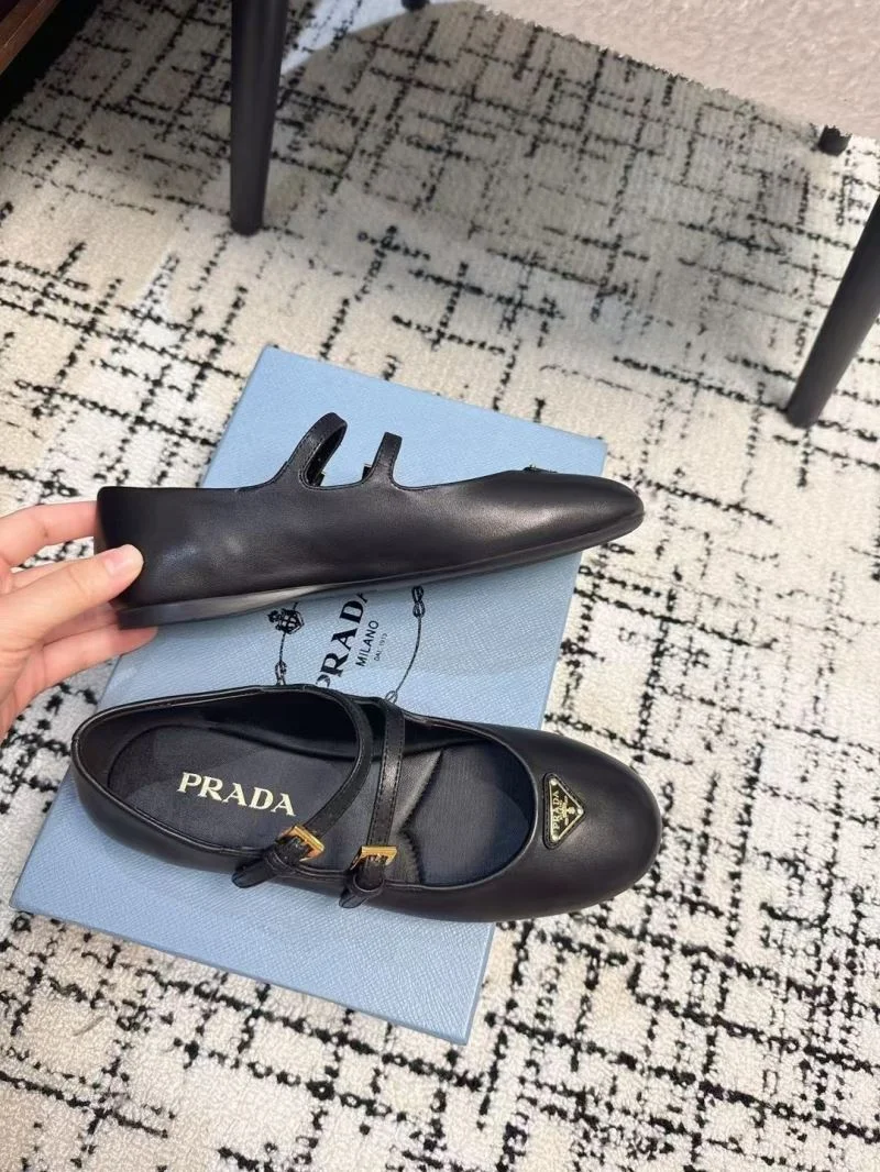 Prada Flat Shoes Practical 34440