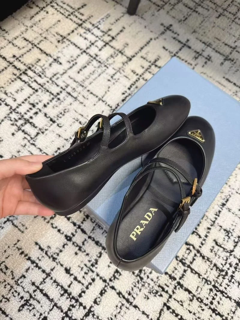 Prada Flat Shoes Practical 34440