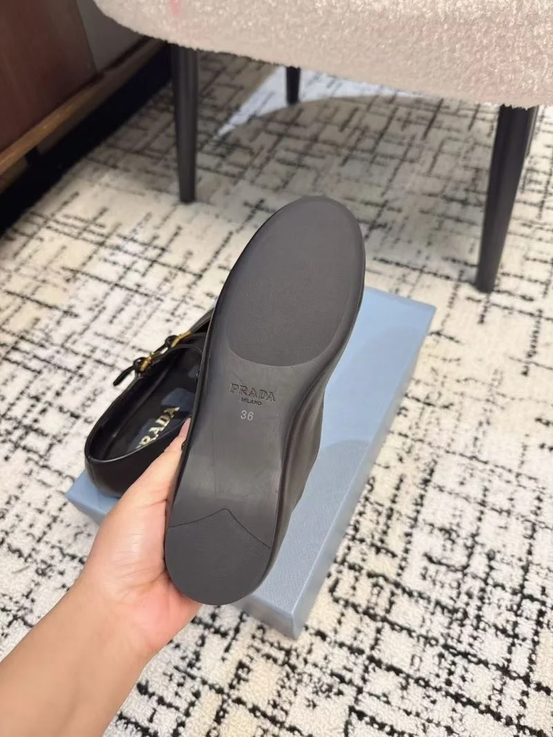 Prada Flat Shoes Practical 34440