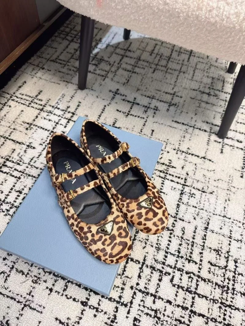 Prada Flat Shoes SportInspired 34439