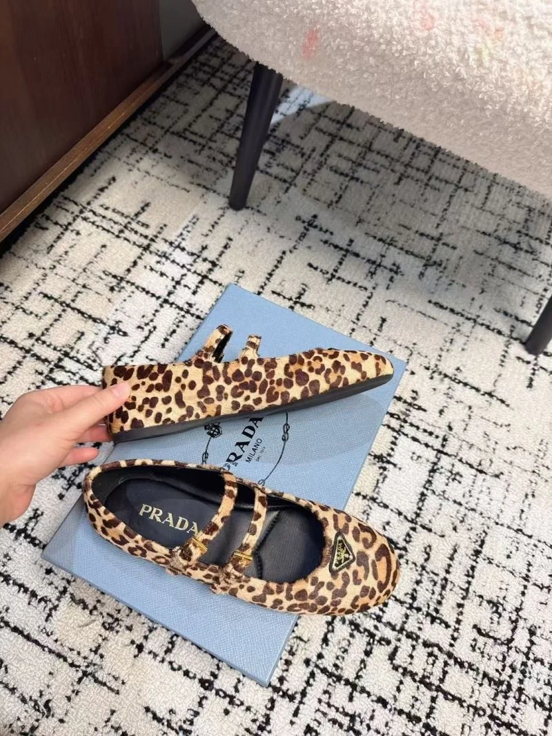Prada Flat Shoes SportInspired 34439