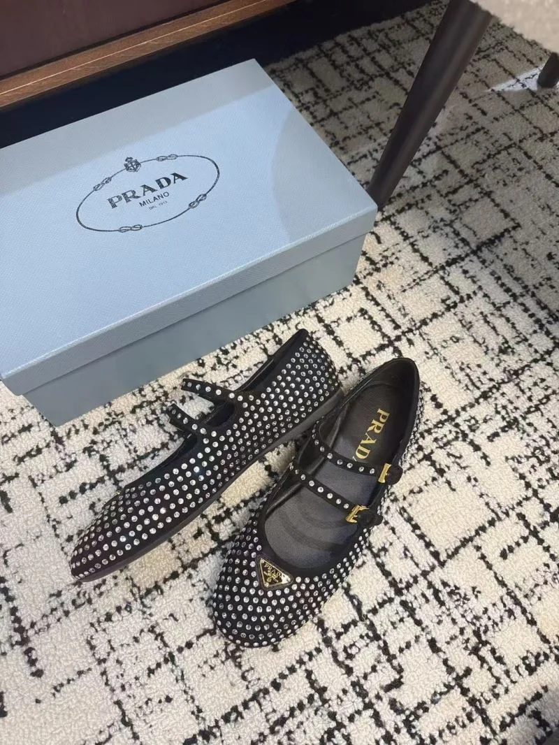 FreshLook Prada Flat Shoes 34435
