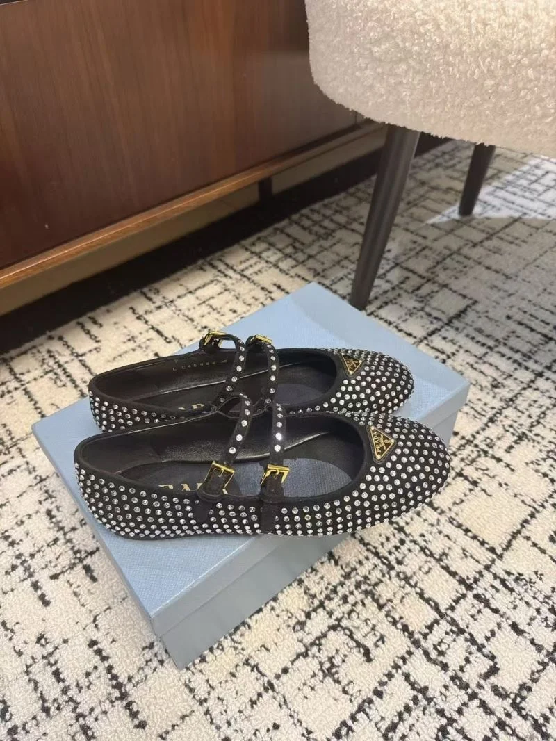 FreshLook Prada Flat Shoes 34435