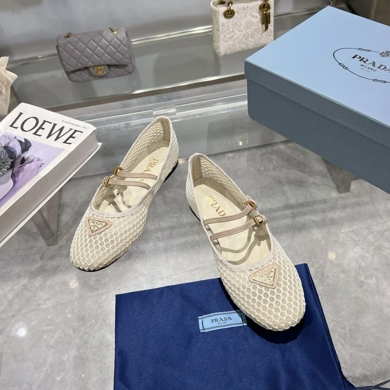 Prada Flat Shoes MultiPurpose 35185