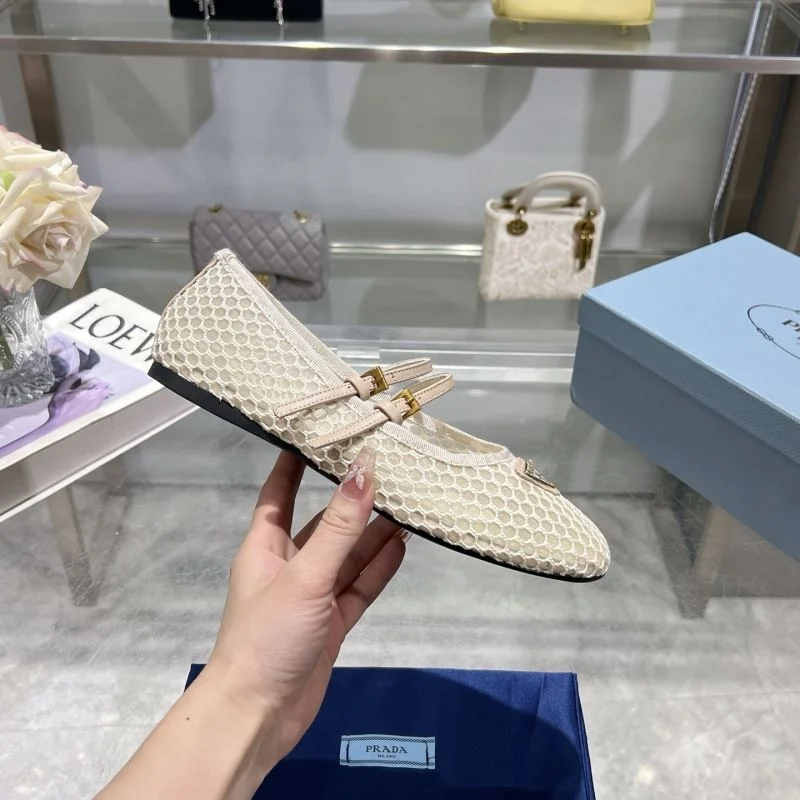 Prada Flat Shoes MultiPurpose 35185