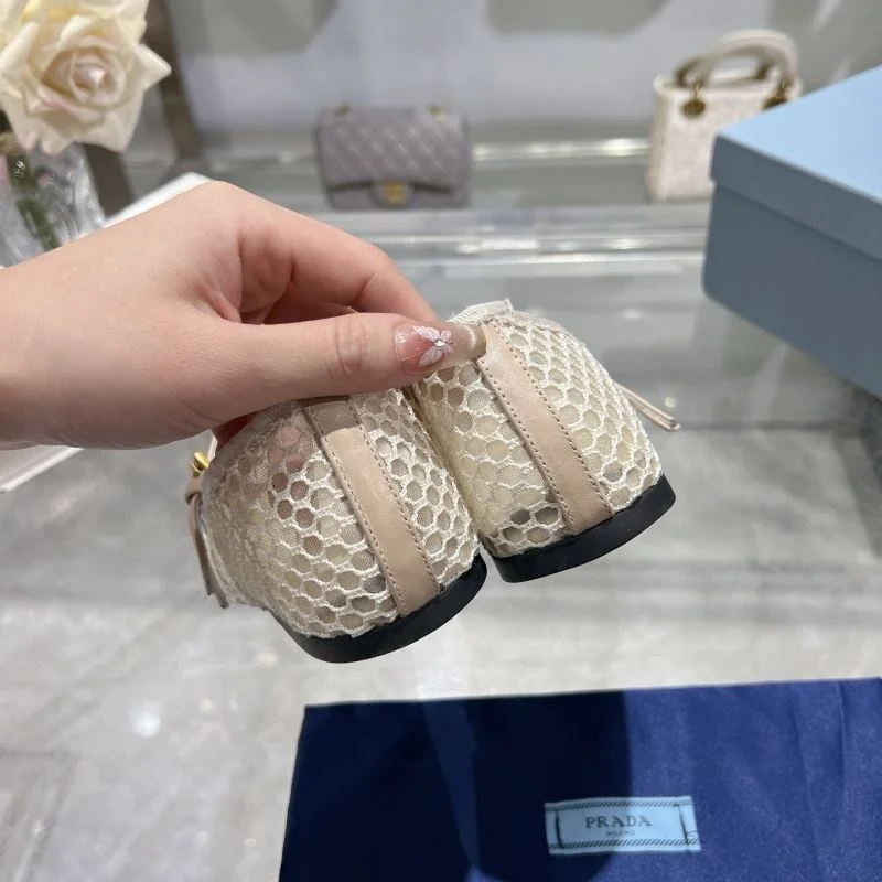 Prada Flat Shoes MultiPurpose 35185