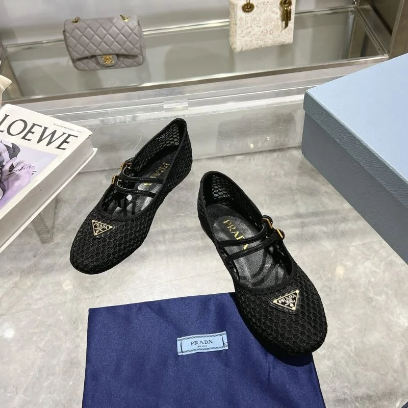 Prada Flat Shoes Efficient 35183