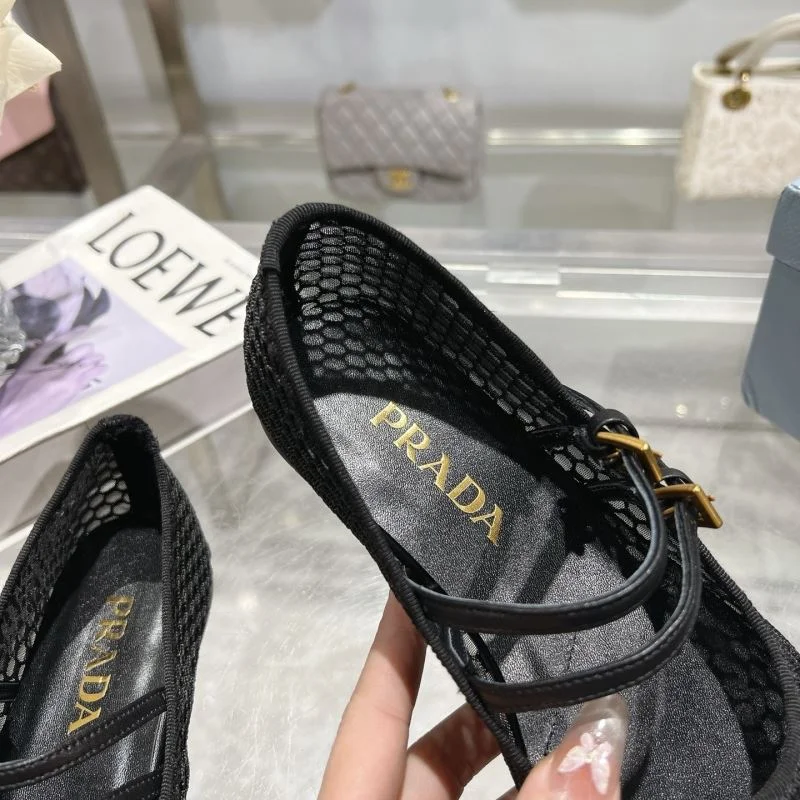 Prada Flat Shoes Efficient 35183