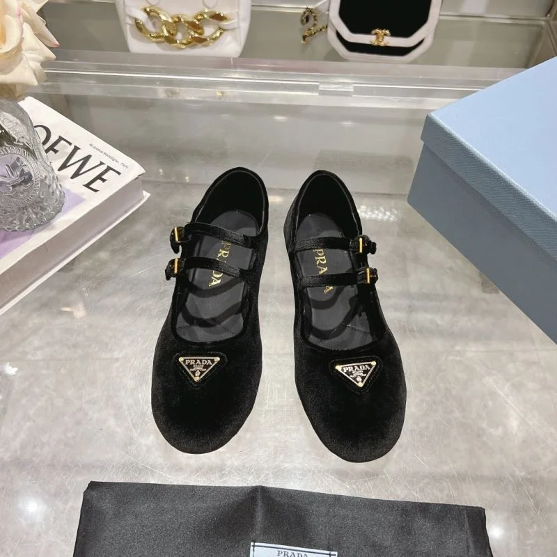 Prada Flat Shoes ZeroBulk 35184