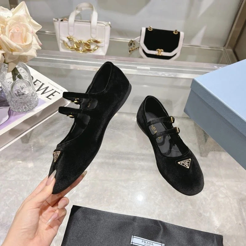 Prada Flat Shoes ZeroBulk 35184