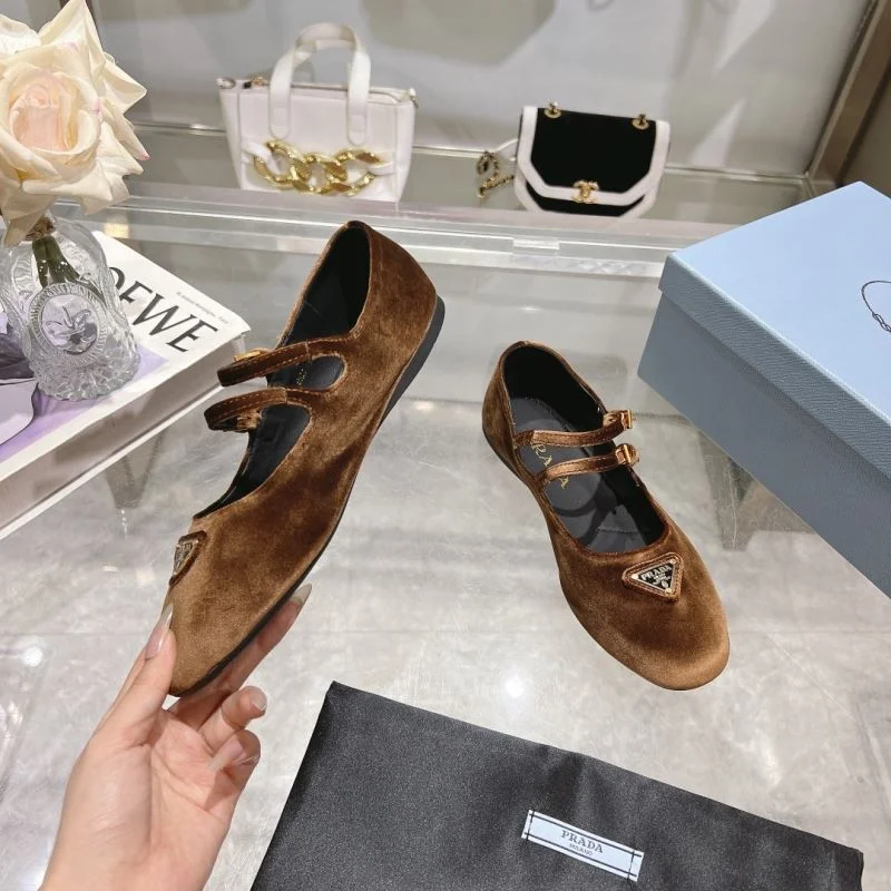 Prada Flat Shoes ComfortFit 35182
