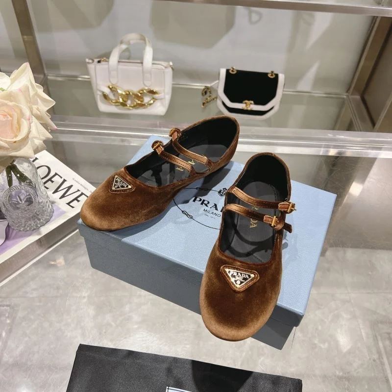 Prada Flat Shoes ComfortFit 35182