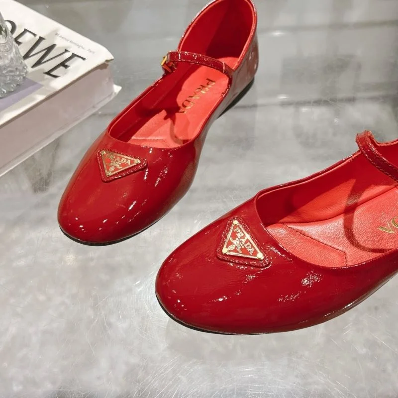 Prada Flat Shoes MultiPurpose 35191