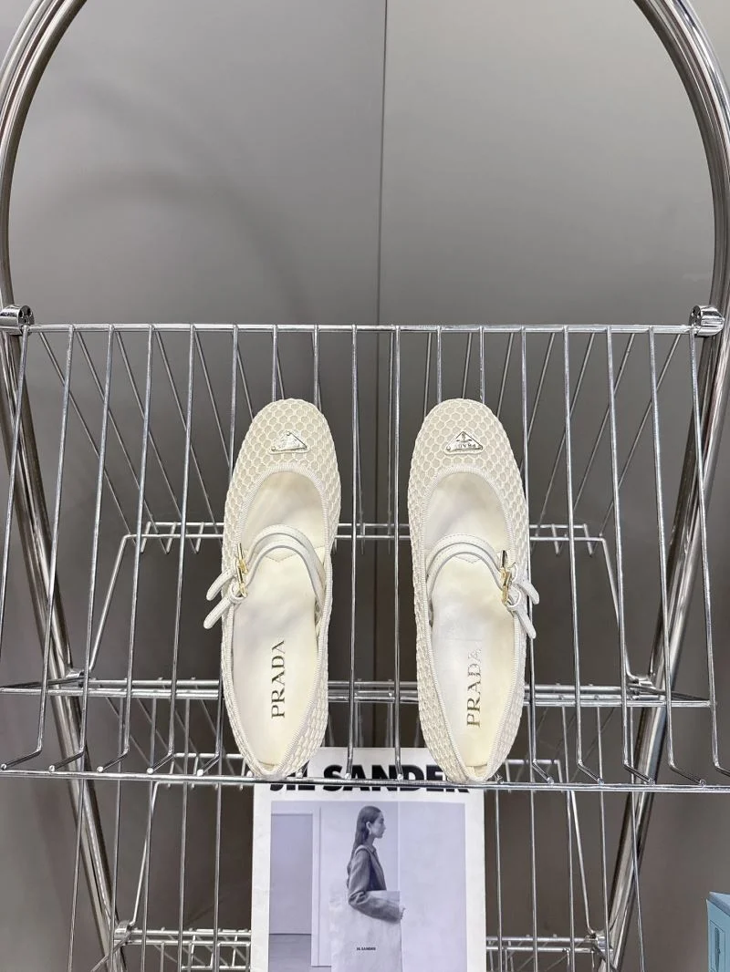 MoistureWicking Prada Flat Shoes 34872