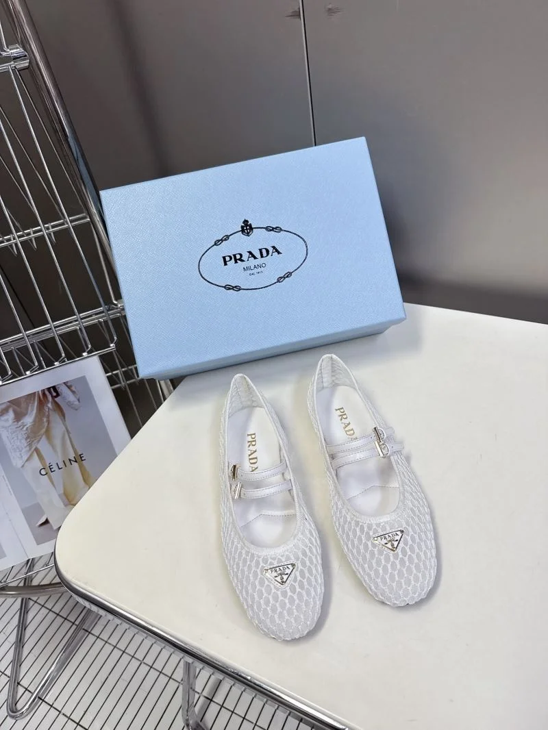 WrinkleFree Prada Flat Shoes 34884