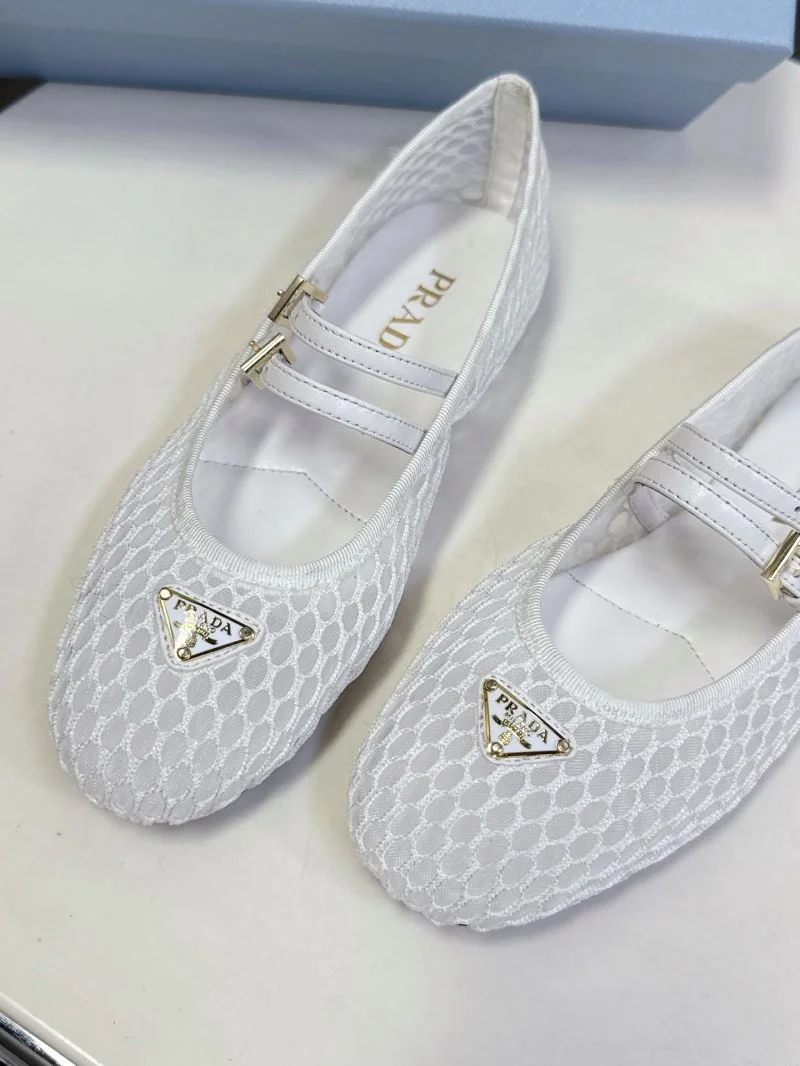 WrinkleFree Prada Flat Shoes 34884