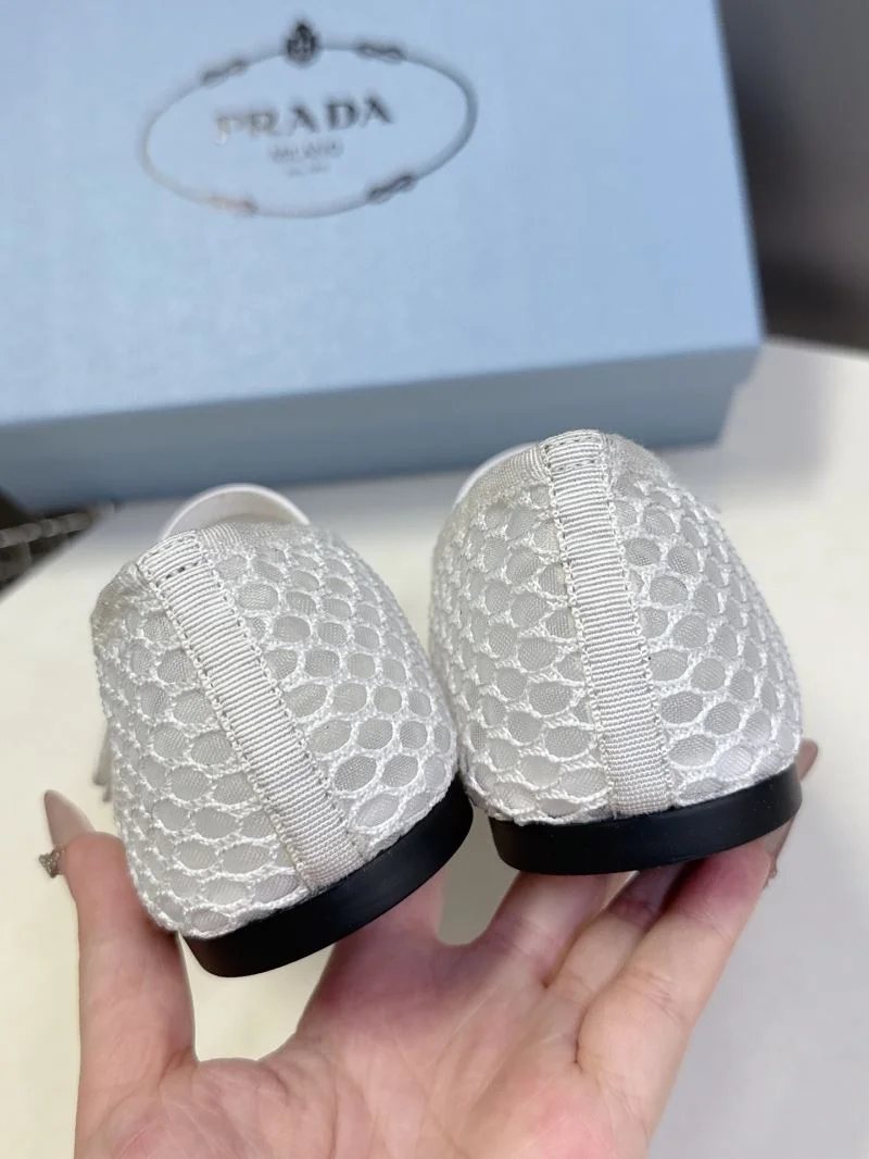 WrinkleFree Prada Flat Shoes 34884