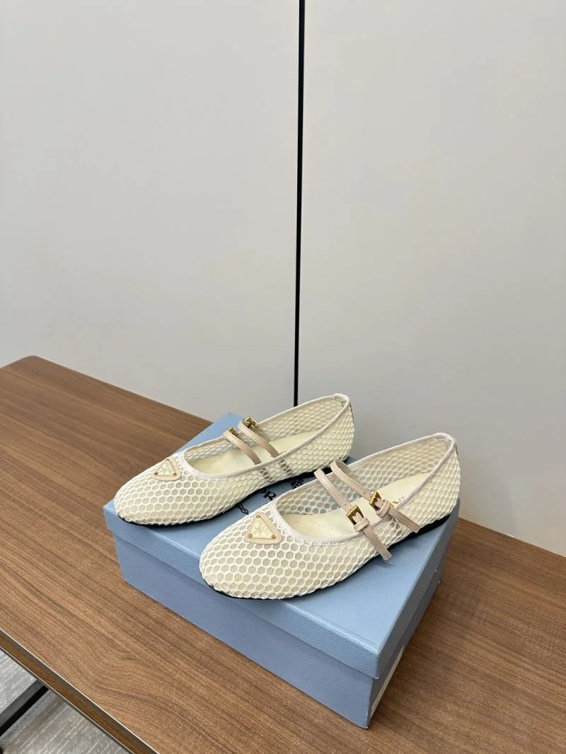 Bold Prada Flat Shoes 34878