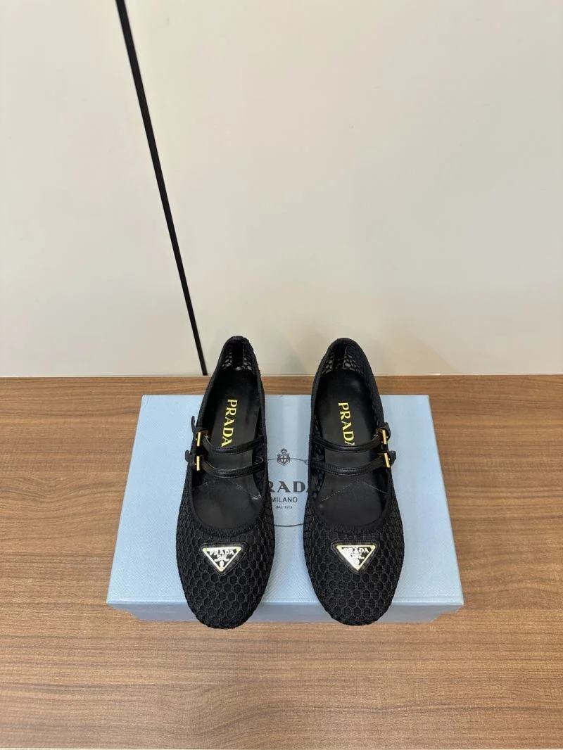 Comfortable Prada Flat Shoes 34887