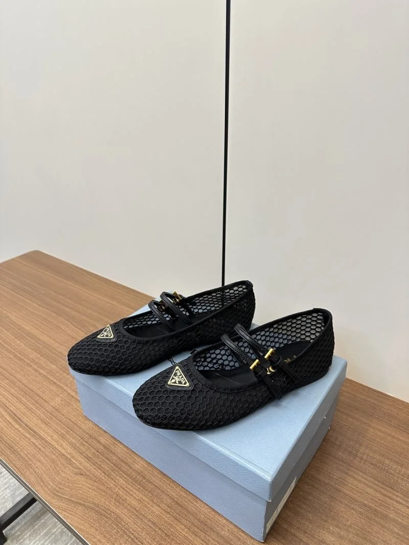 Comfortable Prada Flat Shoes 34887