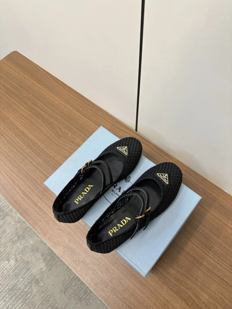 Comfortable Prada Flat Shoes 34887
