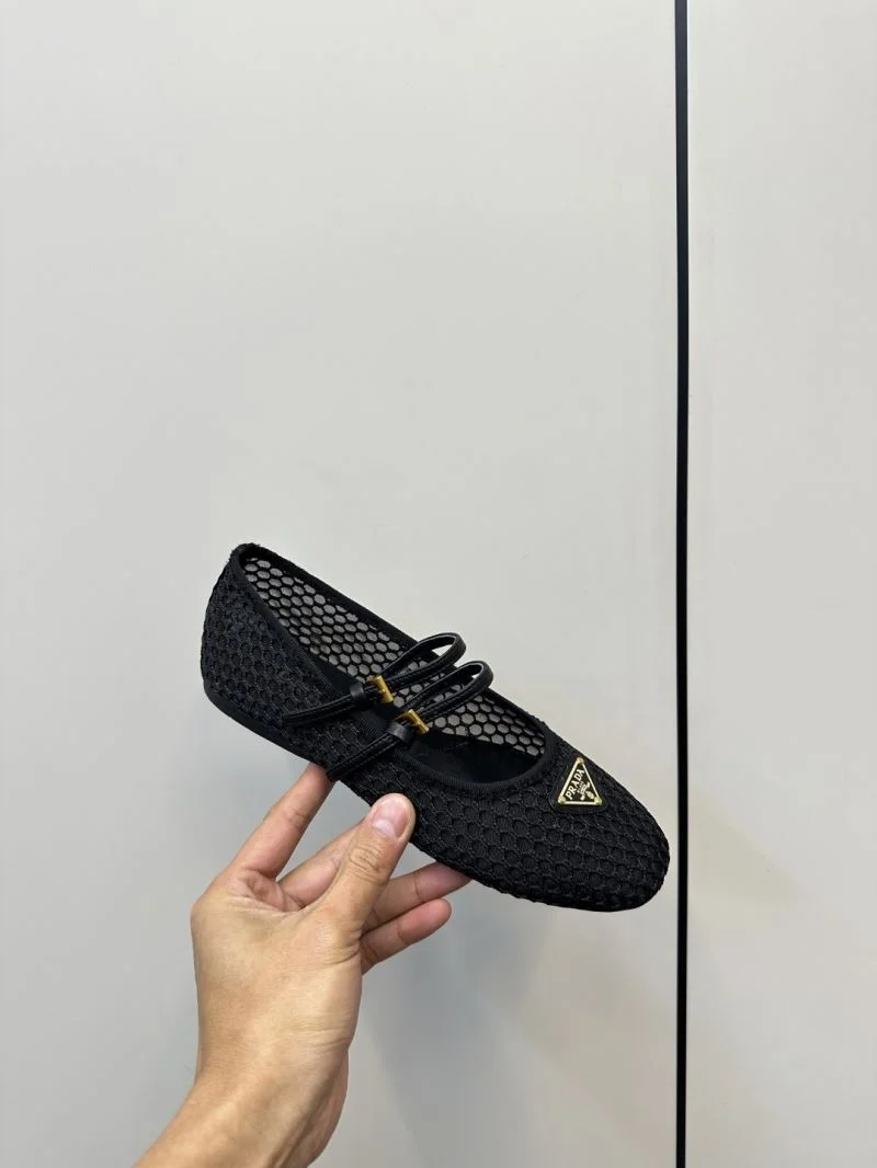 Comfortable Prada Flat Shoes 34887