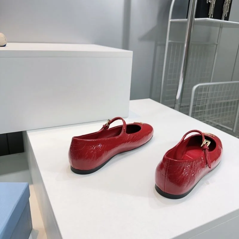 Prada Flat Shoes Popular 34868