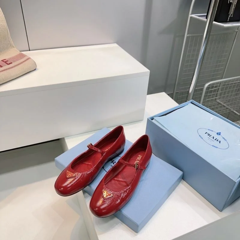 Prada Flat Shoes Popular 34868